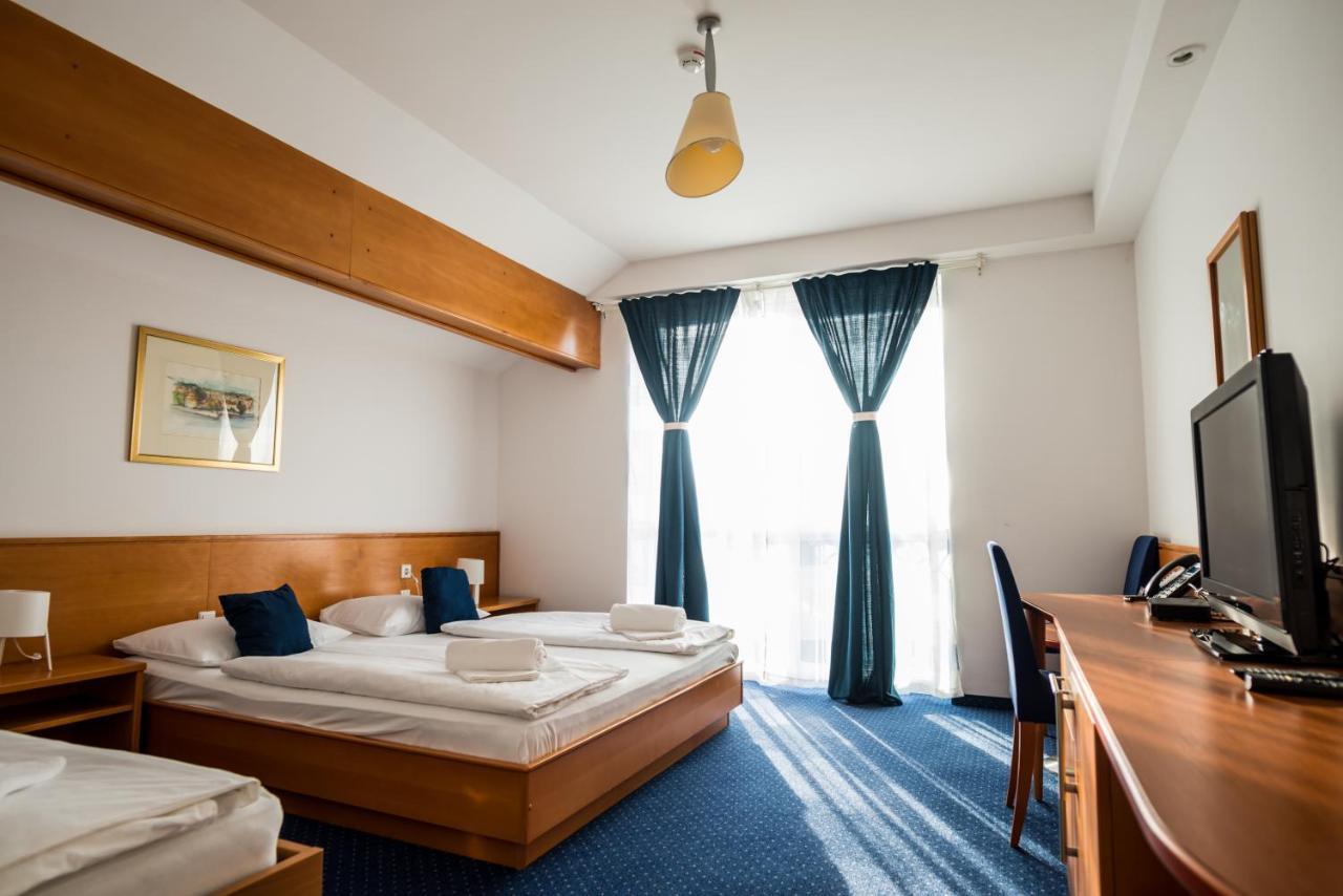 Maribor Inn Hotel Екстериор снимка